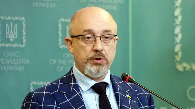 Olekszij Reznyikov, Ukrajna védelmi minisztere