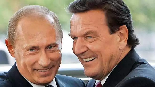 Barátok: Putyin és Schröder
