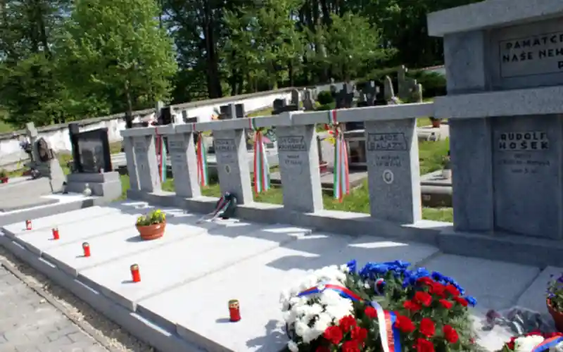 Dél-Csehországban a nácik elleni harcokban elesett magyar honvédekre emlékeztek (Fotó: Kokes János (felvidek.ma))