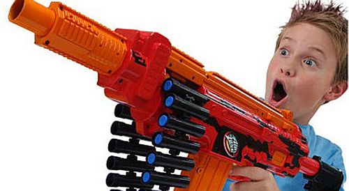 A játékfegyver is lehet veszélyes