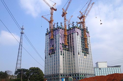 Laknál ebben a toronyházban? 19 nap alatt épült a 57 emeletes felhőkarcoló