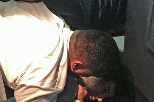 Dzsihádot kiáltott – visszafordult a repülő