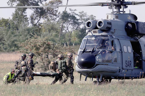 Nemzetközi légimentési gyakorlatot tartanak a pápai légibázison