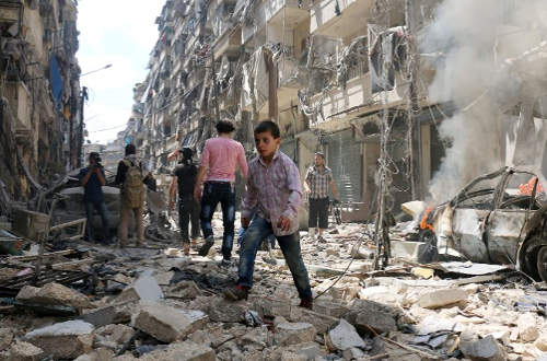 Párizs együttműködési szándékát fejezte ki Lavrovnak a francia külügyminiszter