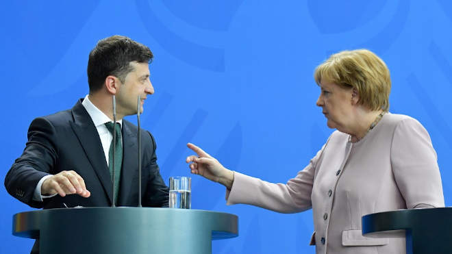 Angela Merkel német kancellár, Volodimir Zelenszkij ukrán elnök