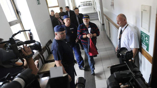 Lagzi Lajcsi bilincsben