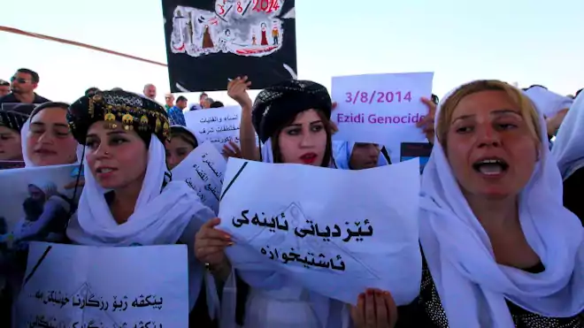 jazidi tüntetők