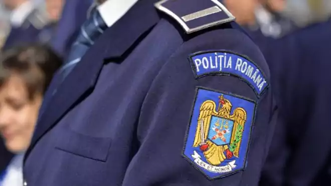 román rendőr