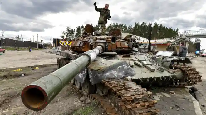 Ukrajna: orosz tankroncs