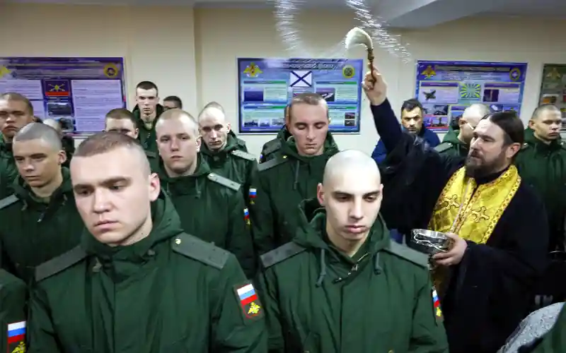 orosz katonák sorozása