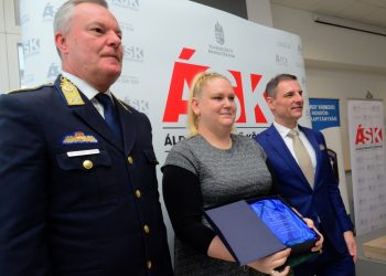 A „Victima Protector” elismerés kitüntetettje: Székelyné László Anett