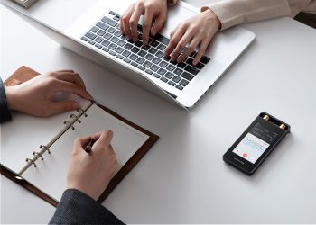 Egy intelligens hangrögzítővel a jegyzetelést is elfelejthetjük!