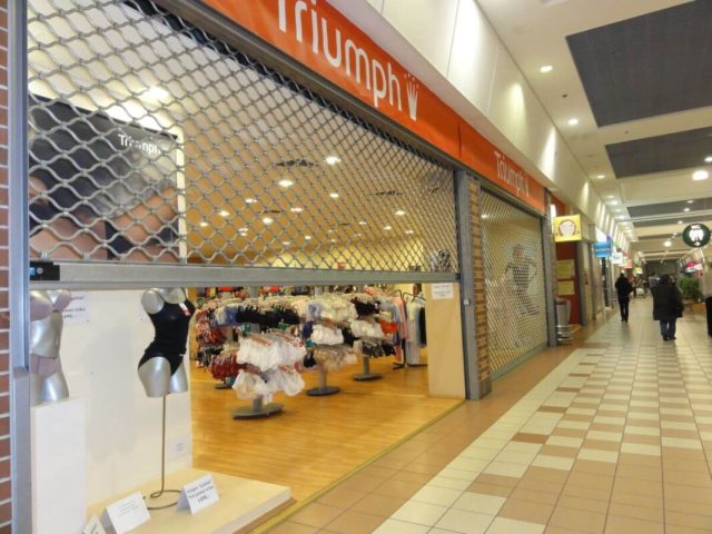 Detektív védőrács -Triumph üzlet