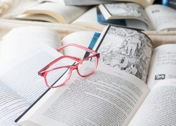 Olvasni jó – avagy milyen előnyei vannak az olvasásnak?