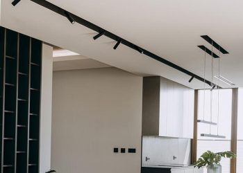 Rugalmas világítási megoldások: sínes lámpák az otthonodban